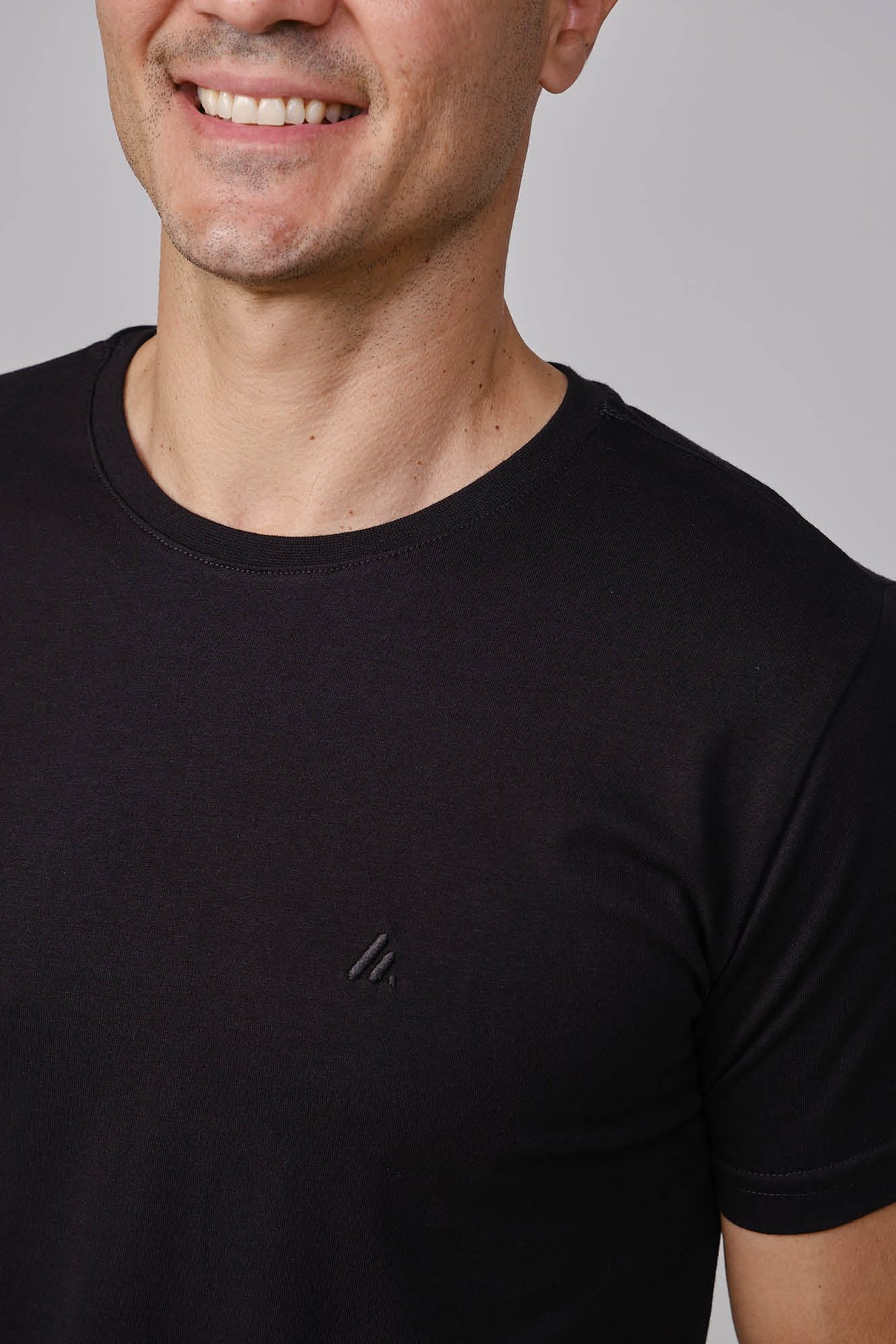 80100 preto 002